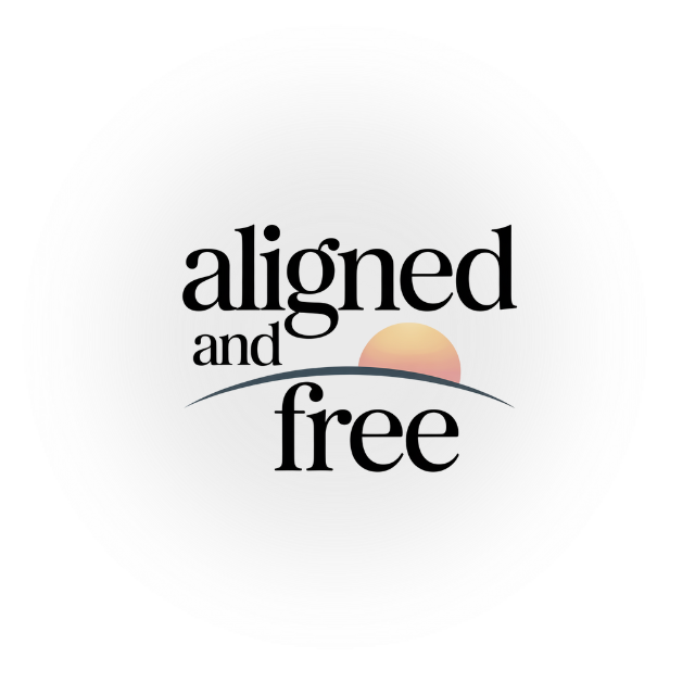 aligned and free logo